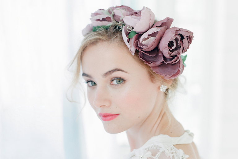 4 Tips to Buy Hair Wedding Accessories