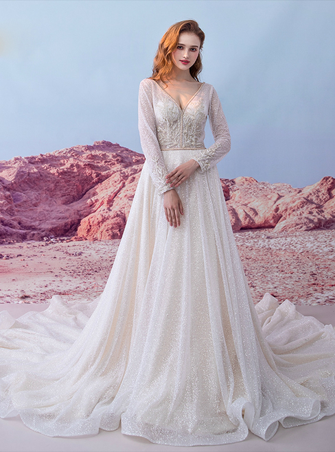 Give us 5 reasons to choose A-Line wedding dress for your wedding
