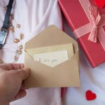 Romantic Gift Ideas to Surprise Your Love