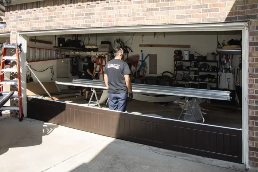 Hire-The-Professional-Garage-Door-Replacement-Services